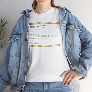 Antifaschistisches Trompeten-Definitions-T-Shirt: Vaterländisches Politisches Protest-T-Shirt Bild 10