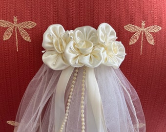 First Communion/Flower Girls Ivory Satin Flowers with Veil New