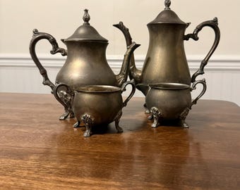 Tekanna, kaffekanna, grädde- och sockerskål i försilvrat set