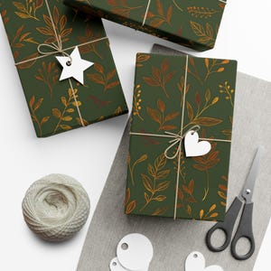 Botanisk presentinslagning, miljövänligt omslagspapper, presentpapper, omslagspapper för högtider, höstlövverk bild 10