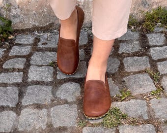 Handmade Leather Grounding Shoes: Barefoot Slip-Ons with Copper