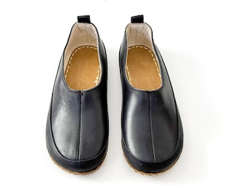 Mocassini da donna fatti a mano, scarpe in vera pelle, rivetti in rame, stile a piedi nudi, neri