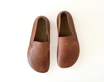 Handmade Leather Grounding Moccasins: Earthing Shoes, Wide Toe - CRAZY BROWN
