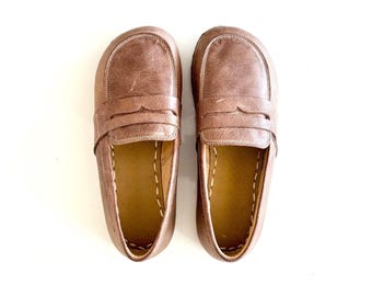 Handmade Leather Grounding Moccasins: Women's Barefoot Comfort Shoes