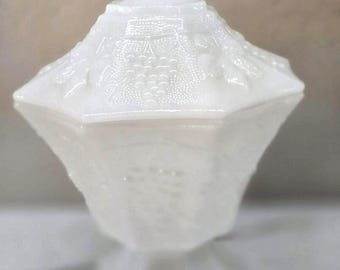 Vintage Anchor Hocking Harvest Grape Milk Glass Candy Dish