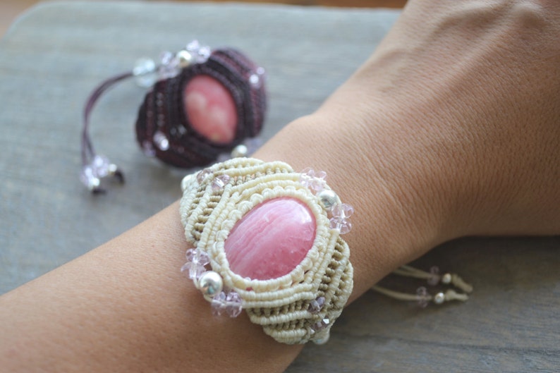 Wrap a Stone in a Bracelet Pdf Macrame Tutorial Pattern Macramedamare Macrame wrapping Tutorial
