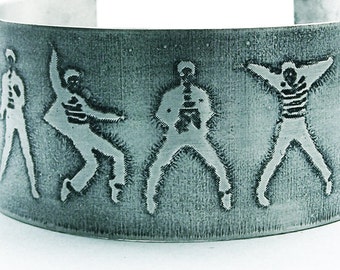Jailhouse Rock - Memphis style 50's Rock n'Roll cuff bracelet - etched metal - Grooms gift
