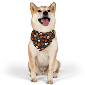Halloween Pet Bandana Collar   Jack o Lantern Dog Bandana Spooky Season Pet Accessory   Adjustable Collar for Pets