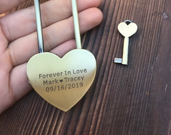 Candado de amor, candado de corazón, candado personalizado, candado de corazón de latón con llave, candado grabado, candado dorado, candado personalizado