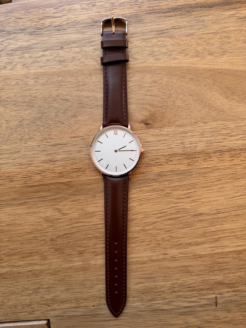 Montre en cuir marron minimaliste personnalisée personnalisée pour homme, cadeau pour mari, montre en métal personnalisée, cadeau gravé, cadeau de Noël Brown+ RoseGold Case