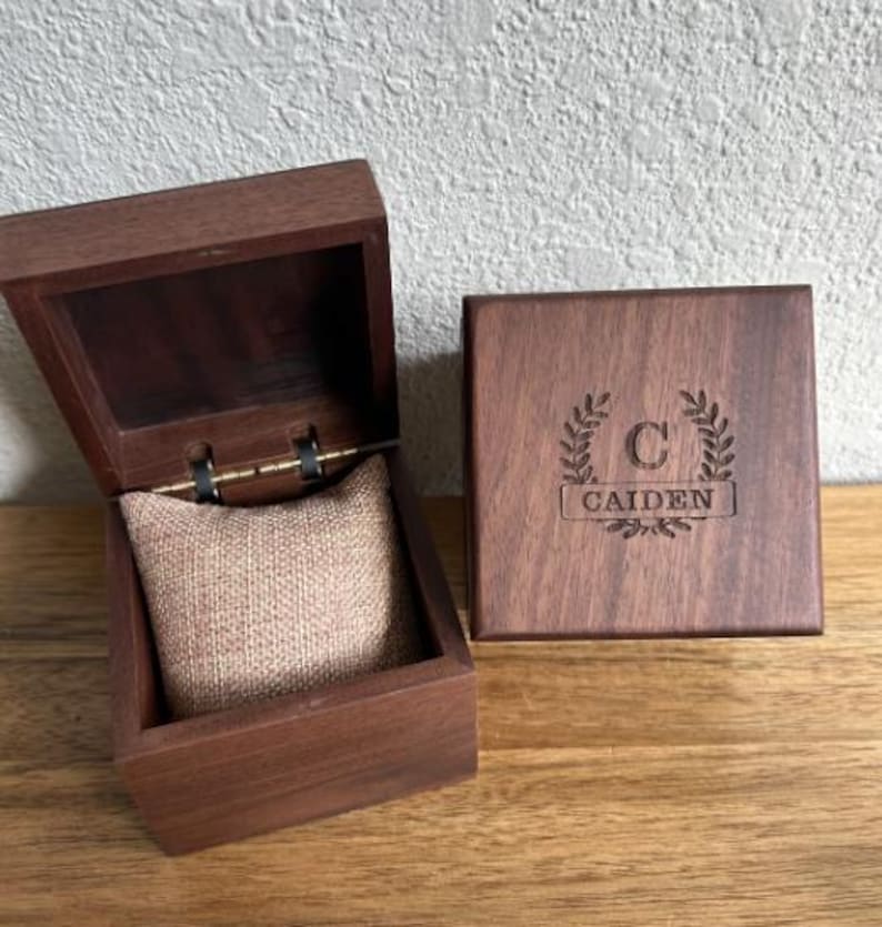 Personalized Engraved Men's Watch: Groomsmen, Father of the Bride Gift image 4
