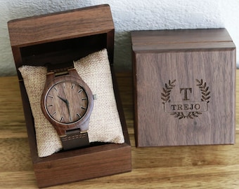 Holzuhr, personalisierte Holzuhr, Herrenuhr aus Holz mit Gravur, Groomsmen Geschenke, Freundgeschenk, Geburtstagsgeschenk für ihn, individuelle Uhr