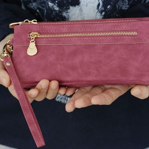 Personalized Leather Women Wallet, Mom&#39;s Wallet, Engraved Womens Wallet, , Gift For Her, Leather Womens Wallet,Mother of the Bride Gift