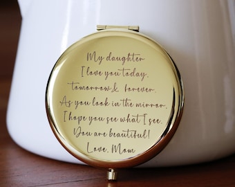 Espejo compacto personalizado: regalo grabado para tu hija