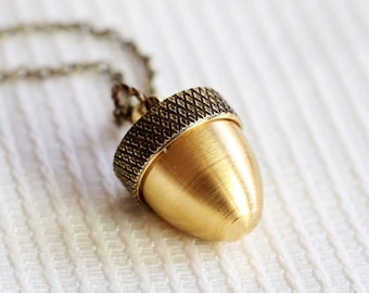 Locket Necklace, Acorn Locket,Acorn Locket Gold, Acorn Pendant Cremation Necklace, Canister Necklace, Ashes Mourning Locket,Wedding