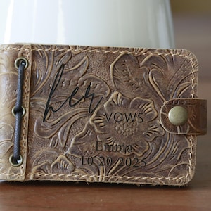 Mountain wedding vow books, His and Her Vow Books, Leather Vows Book ,Custom Vows Booklet, Personalized Gift, Mini Small Leather Journals