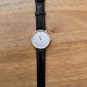 Montre en cuir marron minimaliste personnalisée personnalisée pour homme, cadeau pour mari, montre en métal personnalisée, cadeau gravé, cadeau de Noël Black+RoseGold Case