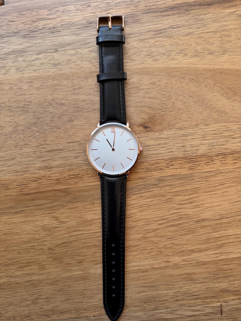 Montre en cuir marron minimaliste personnalisée personnalisée pour homme, cadeau pour mari, montre en métal personnalisée, cadeau gravé, cadeau de Noël Black+RoseGold Case