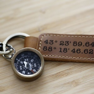 Keychain, Engraved Keychain, Personalized Leather Compass Keychain, Custom  Keychain, coordinates keychain longitude latitude keychain