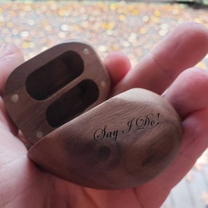 Double Ring Box-Wood Ring Box,Walnut Heart Ring Box,Heart Wedding Ring Box, Thin Engagement Ring Box, Proposal ring box, Engagement Ring Box