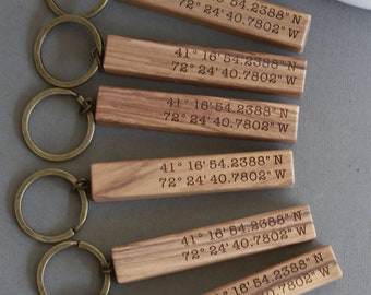 Personalized Keychain,Wood Bar Key Chain,Personalized Wood Keychain,longitude latitude keychain ,Father's Day,Anniversary Birthday Gift