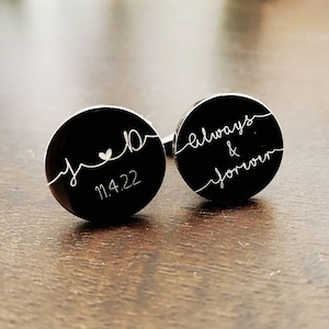 Gepersonaliseerde manchetknopen, gepersonaliseerde manchetknopen voor bruidegom, gepersonaliseerde manchetknopen gegraveerd ronde manchetknopen jubileumcadeau voor hem