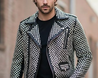 Handgjord herrjacka med silvernitar, heavy metal, punkrock, moto, helnitar, svart läder, edgy streetwear