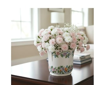 Herend Porcelain Cachepot,  Queen Victoria Planter Vase, Luxury Home Decor