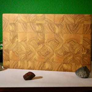 Schneidebrett aus Eiche, Nussbaum, Esche, Kirsche, Ahorn oder Ulme - handgemacht - nachhaltiges Küchenbrett - Geschenkidee - Brotzeitbrett
