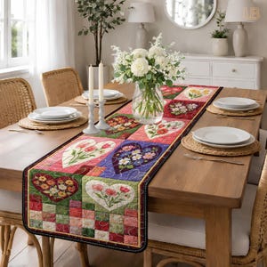 Quilted Heart Floral Table Runner, Patchwork Easter Table Decor, Spring Cottagecore Dining Decor, Farmhouse Quilt Table Runner Gift for Her