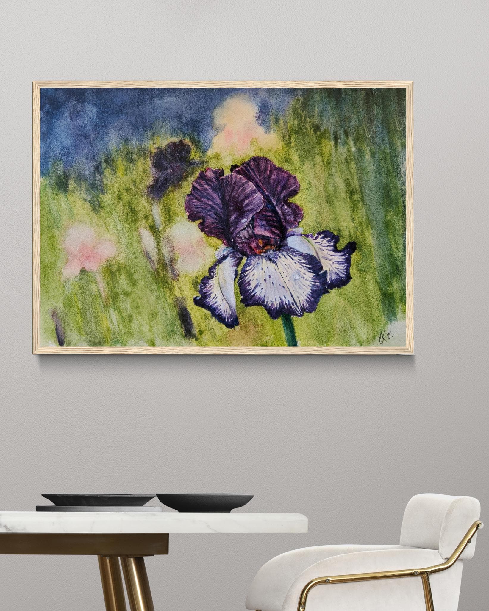 紫のアイリスの水彩画の額入りポスター：ボタニカルウォールアート