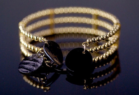 Two Strand No Clasp Blue /& Gold Glass Beads with Gold Leaf Charm Memory Wire Bracelet