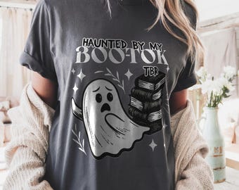 Haunted by my Boo-Tok Kurzarm T-Shirt, Halloween T-Shirt, gruseliges Buch-Liebhaber-Shirt, Geist-Grafik-T-Shirt, BookTok TBR