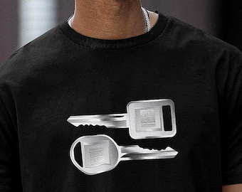 Retro GM 70s Car Keys,  Classic Car T-Shirt