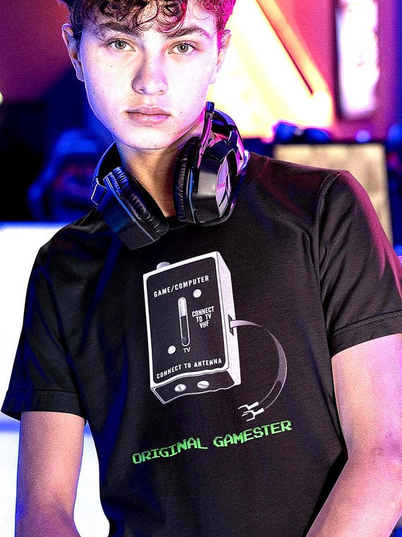 TV/Game Switch T-Shirt - Retro Video Gamer - Original Gamester