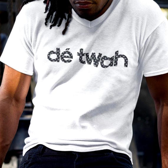 Motor City Dé Twah Flag Pattern V-Neck, Detroit Mosaic Graphic