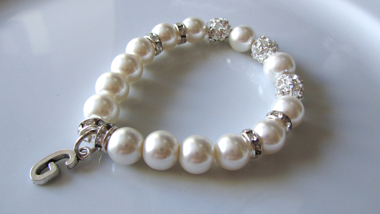 Ivory pearl bracelet