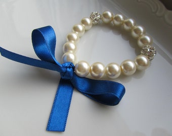 Ivory pearl bracelet with marine blue ribbon and rhinestones, bridal bracelet, bridesmaid bracelet, wedding jewelry, bridal jewelry