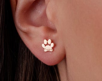 Personalized Paw Print Earrings with Pet Name – Custom Dog Cat Stud Earrings-