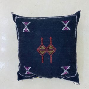 Marokkanische Kaktus-Seidenkissen, Sabra-Kissen, einzigartiges Dekokissen für Wohn- oder Schlafzimmer, dekorativer Kissenbezug, handgefertigtes Seidenkissen