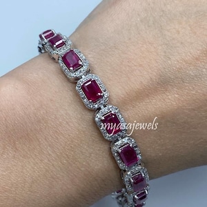 Bracciale tennis in oro e rubino, bracciale con rubino taglio smeraldo, gioiello con pietra portafortuna di luglio, bracciale in oro delicato per donna, regalo di anniversario per lei