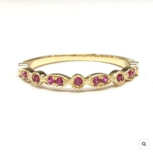 Bague rubis or, bague superposable de style vintage, bijoux de pierre de naissance de juillet, bague de promesse rubis, cadeau d&#39;anniversaire, Noël Saint-Valentin