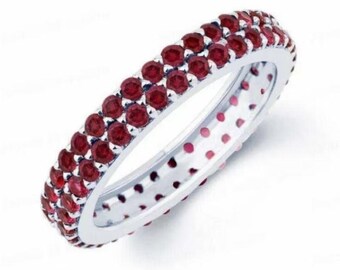 Ruby Eternity-bandring – volledige robijnrode trouwring – juli Birthstone-ring – sterlingzilveren gouden robijnrode ring – jubileumcadeau voor haar