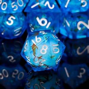 Pink Liquid Core DnD Dice Set, Sharp Edge Resin Dice with Floating Heart Core, Handmade Polyhedral Dice for D&D, RPG Game Gift with Box