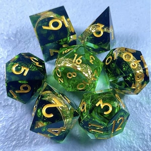 Fantasy Blood Red Ring Dice Set – Sharp Edge Resin RPG Dice, Liquid Core Dragon Dice, Roleplaying Game Dice Set