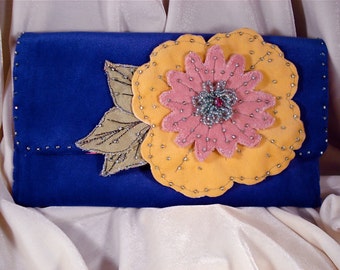 Vintage Evening Clutch, Purple Velvet Handbag, Beaded Wedding Clutch, Prom, Party Bag. Beaded Flowers, Vintage Beads, Hot Pink Satin