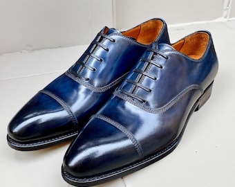 Handgefertigte Blaue Oxford Cap Toe Schuhe für Männer aus echtem Leder