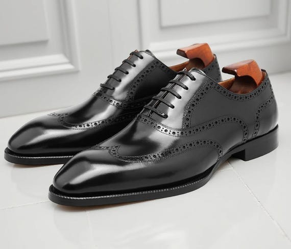 Handmade Leather Brogue Shoes: Italian Design, Classic Wedding Formalwear