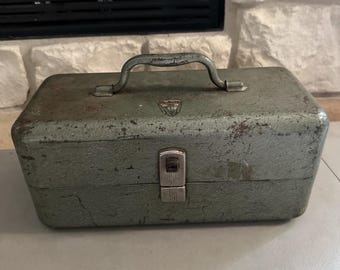 My Buddy ヴィンテージ スチール製 タックルボックス Vintage My Buddy Steel Chest Tackle Box With Vintage Tackle Free