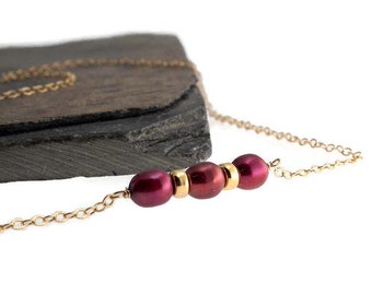 Red Pearl Bar Gold Necklace Minimalist Line Carrie Necklace